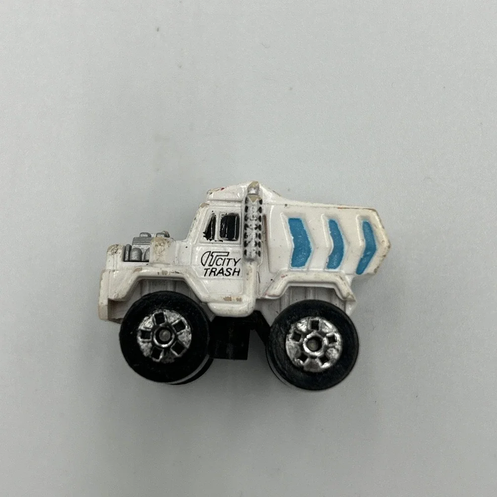 Lot (5) Road Champs Vtg 1980's Galoob Deluxe Micro Machines Monster Trucks Cars